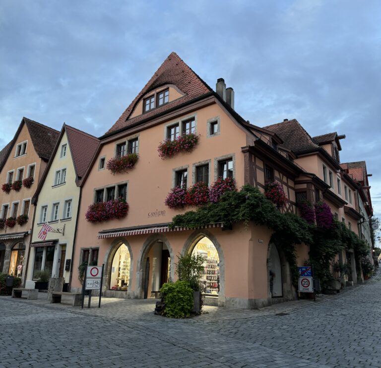 Rothenburg ob der Tauber main square